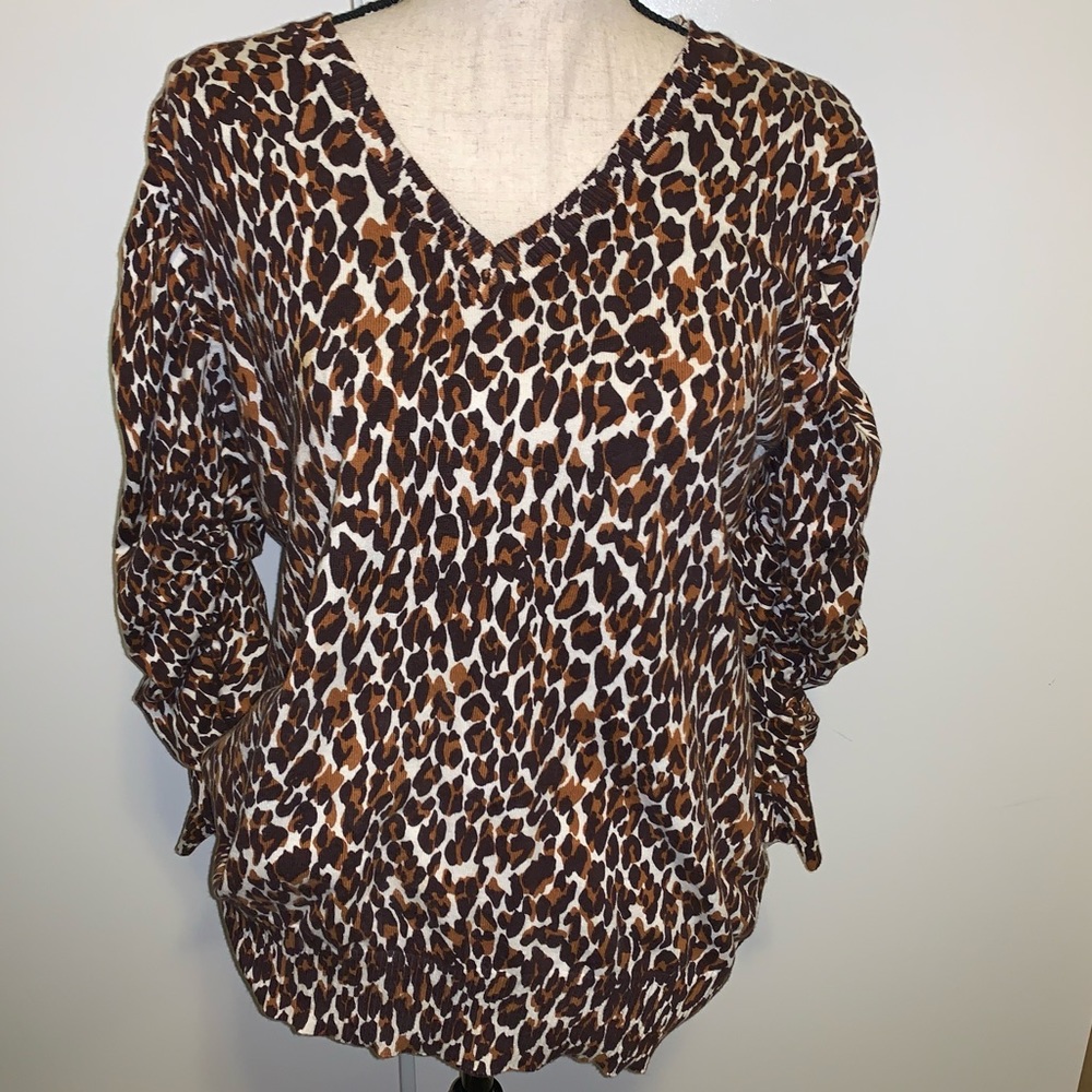 Leopard sweater